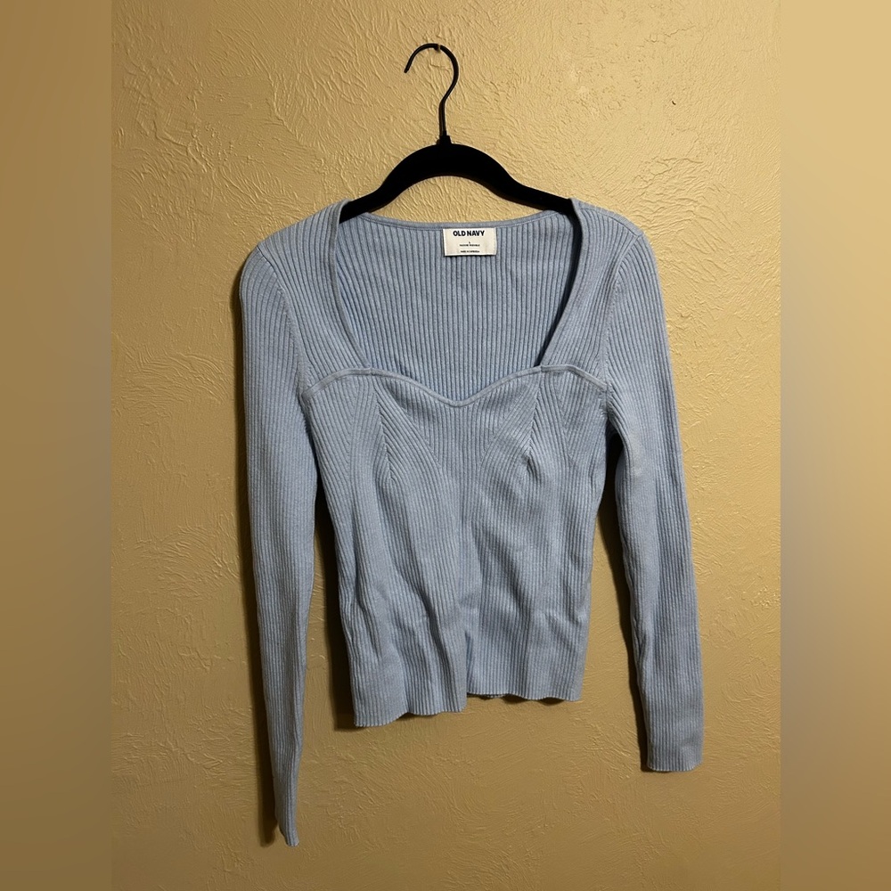 Old Navy sweetheart neckline long sleeve shirt, size L, light blue